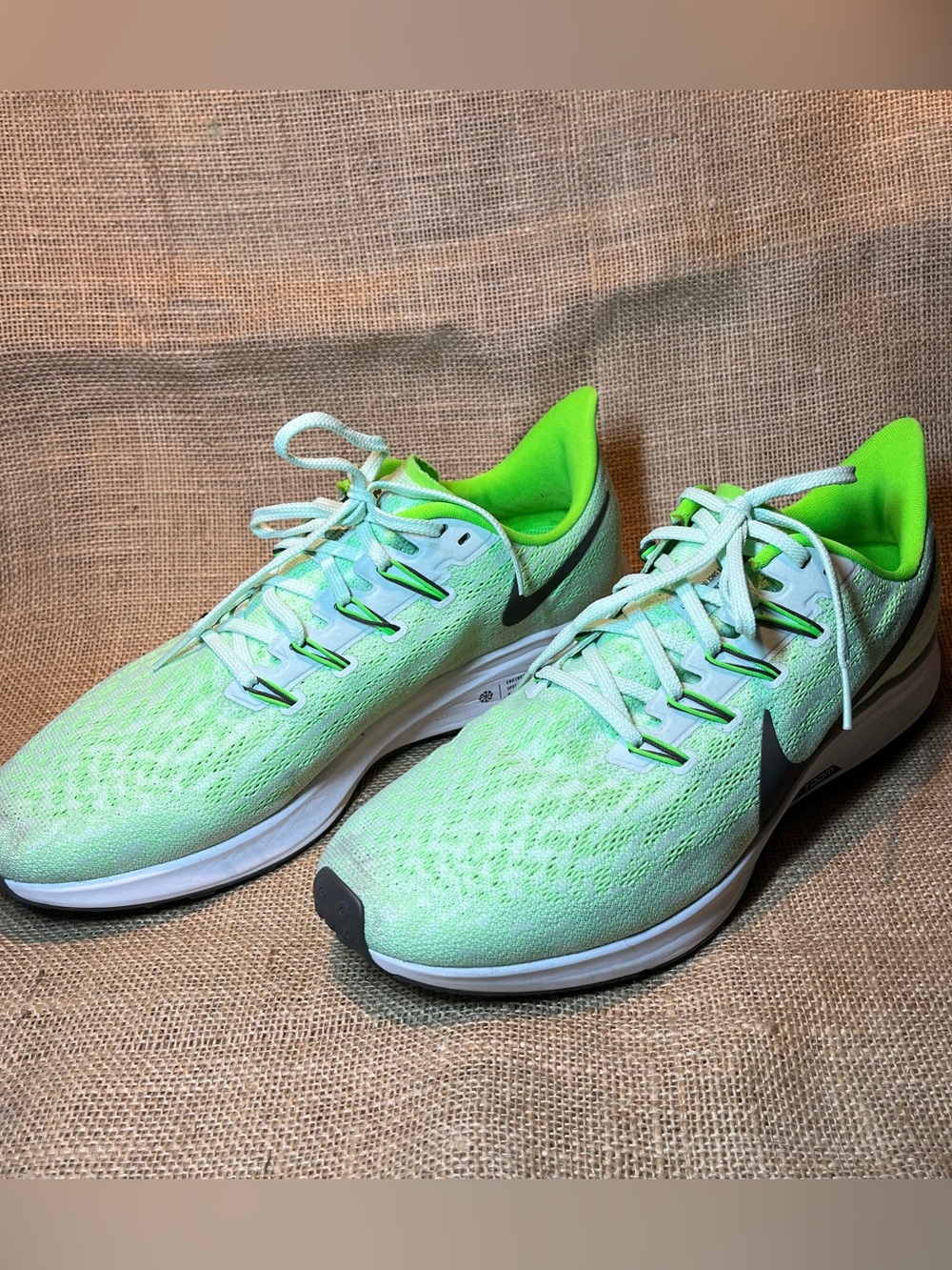 Nike Air Zoom Pegasus 36 Men Size 11 Electric Green Phantom AQ2203-003 Running